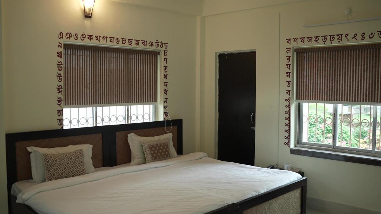 Hotel Kolam ชานตี นิเคทัน ภายนอก รูปภาพ
